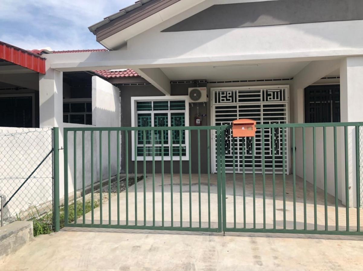 Seroja Homestay Malacca Eksteriør billede